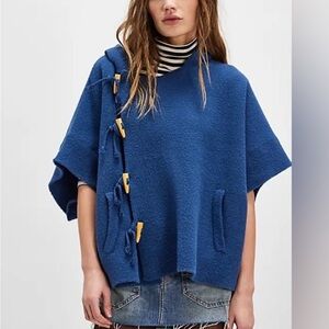 FREE PEOPLE Toggle poncho in Navy NWT $98